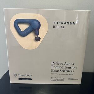 BNWT Therabody Theragun Relief Massager